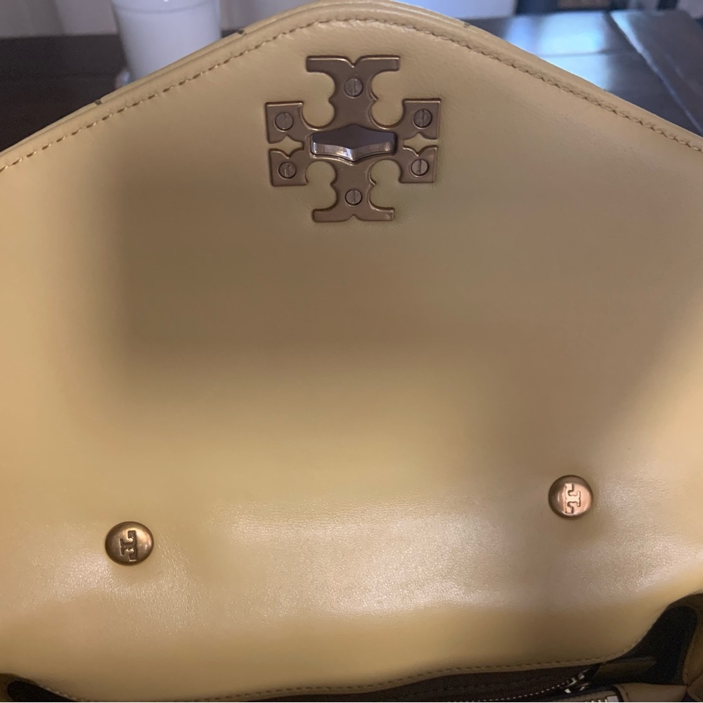 Beautiful Tory Burch Kira Top Handle - Picture 6 of 14